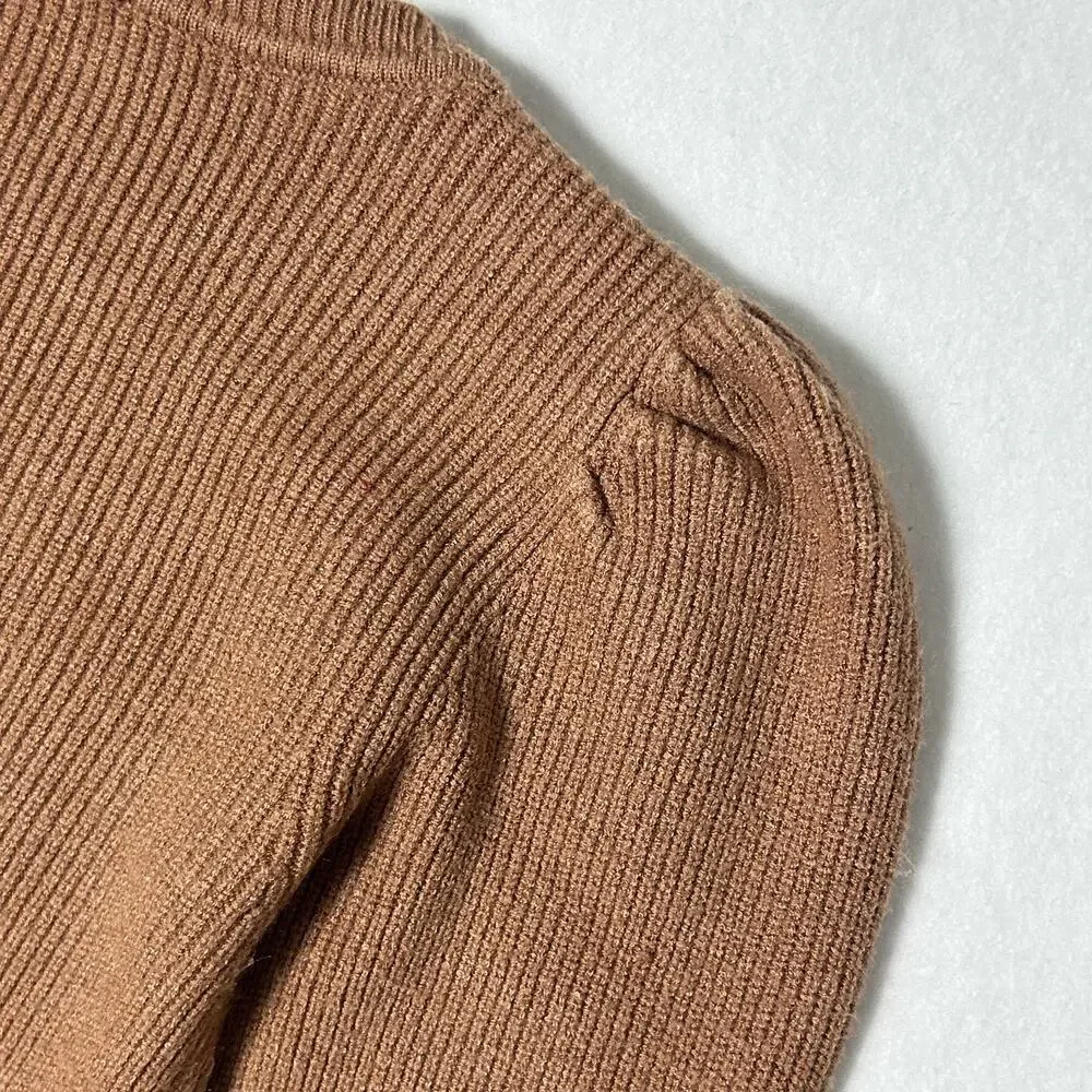 Tahari Sweater Women's Rib Knit Puff Sleeve Fitted Brown Camel Size Small‎